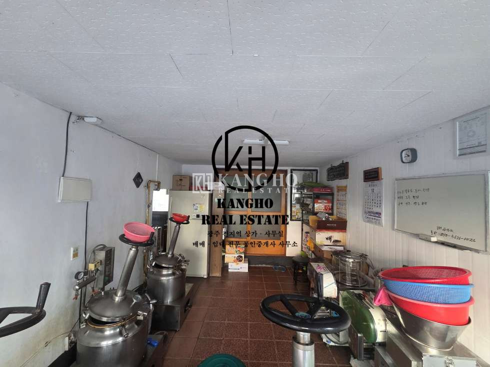 전남광주 북구 용봉동 [용봉동 상가 임대] 상대 메인박스 위치좋음 월세 매물번호 81247 사진 1