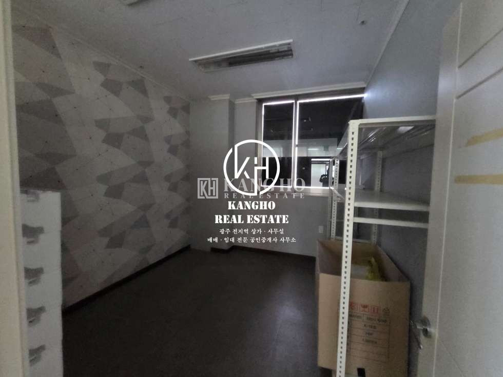 전남광주 북구 신용동 상가동 [첨단2지구 신용동 상가 임대] 부영단지내상가 2F 전용24 월세 매물번호 27648 사진 3