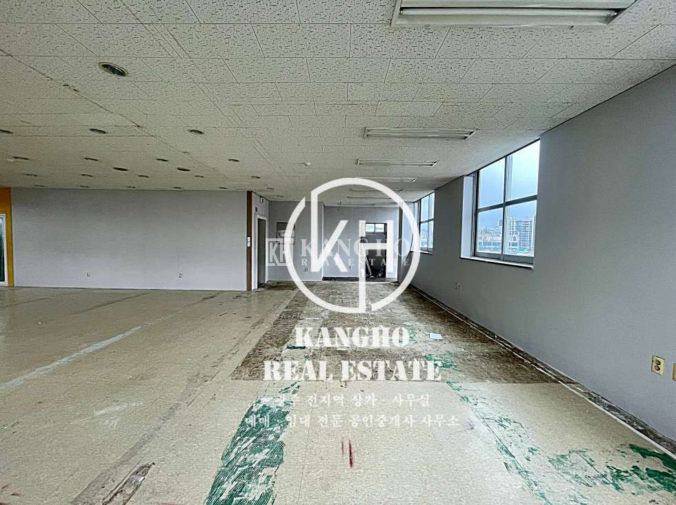 전남광주 광산구 신창동 KangHo l 내부사진有,아파트밀집,신가중인근,현공실,유동활발, 즉시입주가 월세 매물번호 46595 사진 3