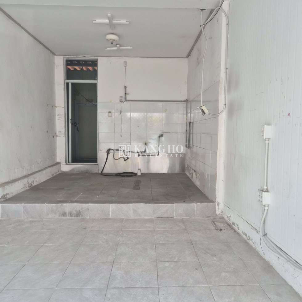 전남광주 남구 백운동 [백운동] *무권리공실*다용도점포*배달직적합*사무실,창고사용가능* 월세 매물번호 102749 사진 2