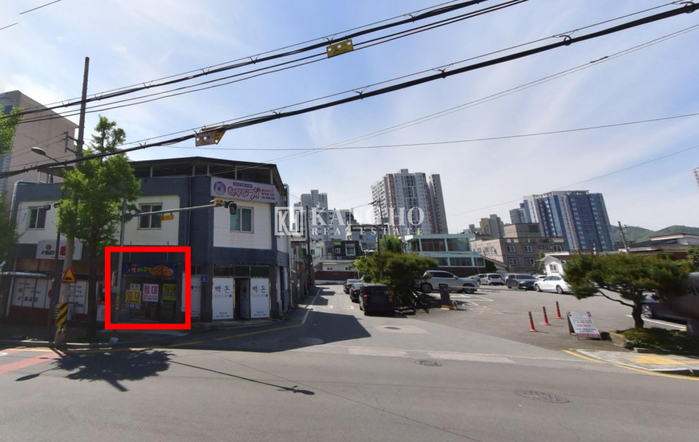 전남광주 남구 백운동 [백운동] *무권리공실*다용도점포*배달직적합*사무실,창고사용가능* 월세 매물번호 102749 사진 3