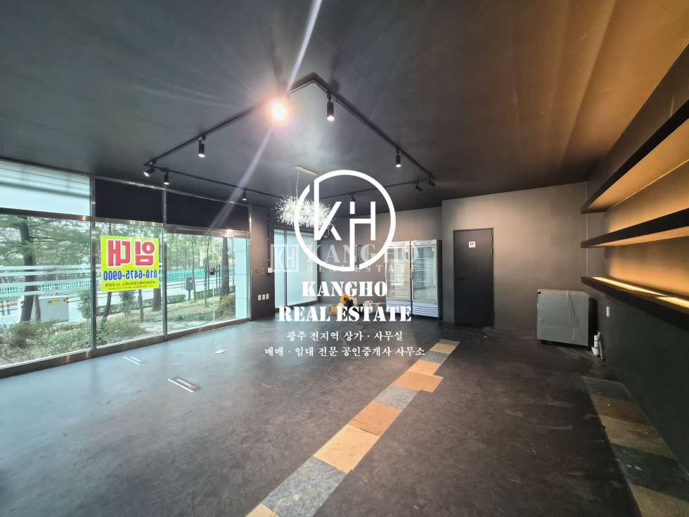 전남광주 서구 쌍촌동 쌍촌동 1층상가 무권리공실, 다용도점포 , 코너면 정사각 월세 매물번호 102775 사진 3