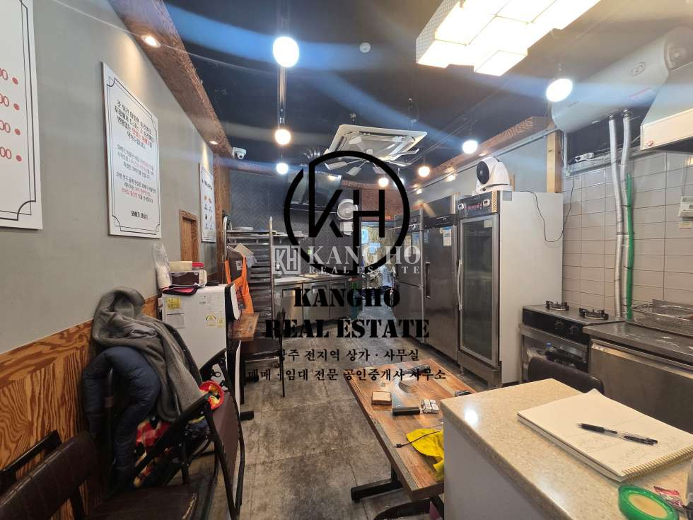 전남광주 북구 오치동 [오치동 상가 임대] 파리바게트 삼각점 부근 권협의 월세 매물번호 92099 사진 2