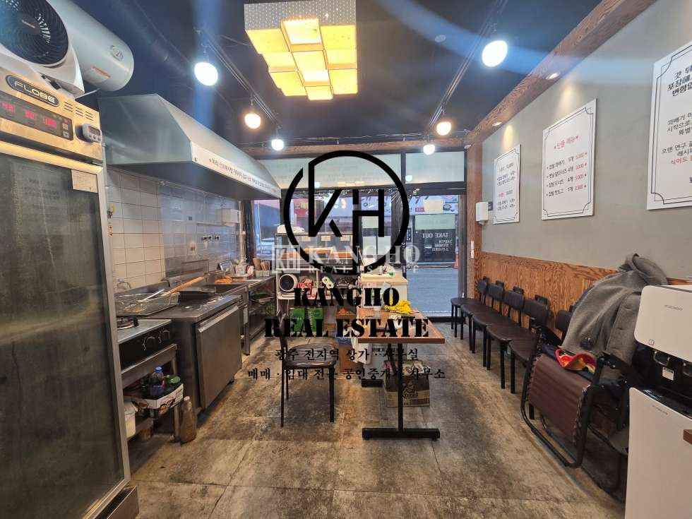 전남광주 북구 오치동 [오치동 상가 임대] 파리바게트 삼각점 부근 권협의 월세 매물번호 92099 사진 3