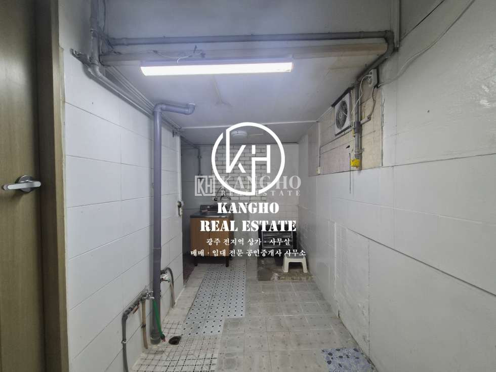 전남광주 서구 농성동 농성동 광천초등학교 부근, 코너통창, 조명에어컨있음, 무권리공실 월세 매물번호 105697 사진 6