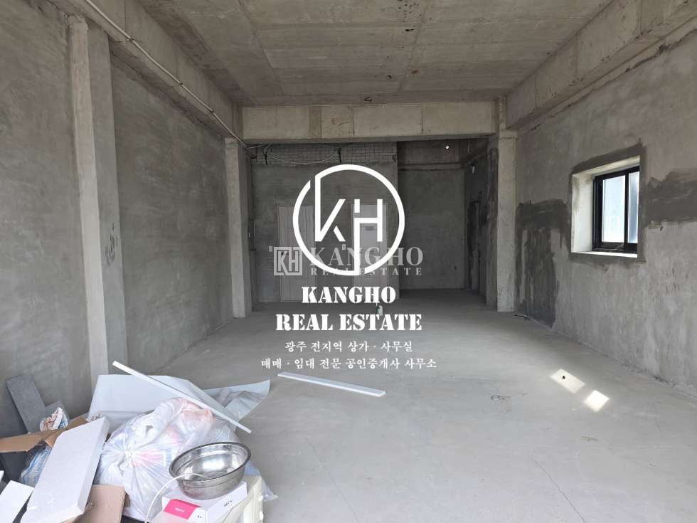 전남광주 북구 본촌동 ‍[본촌동 상가 임대]힐스테이트 입구에 위치한 무권리 공실 상가임대! 월세 매물번호 17758 사진 2