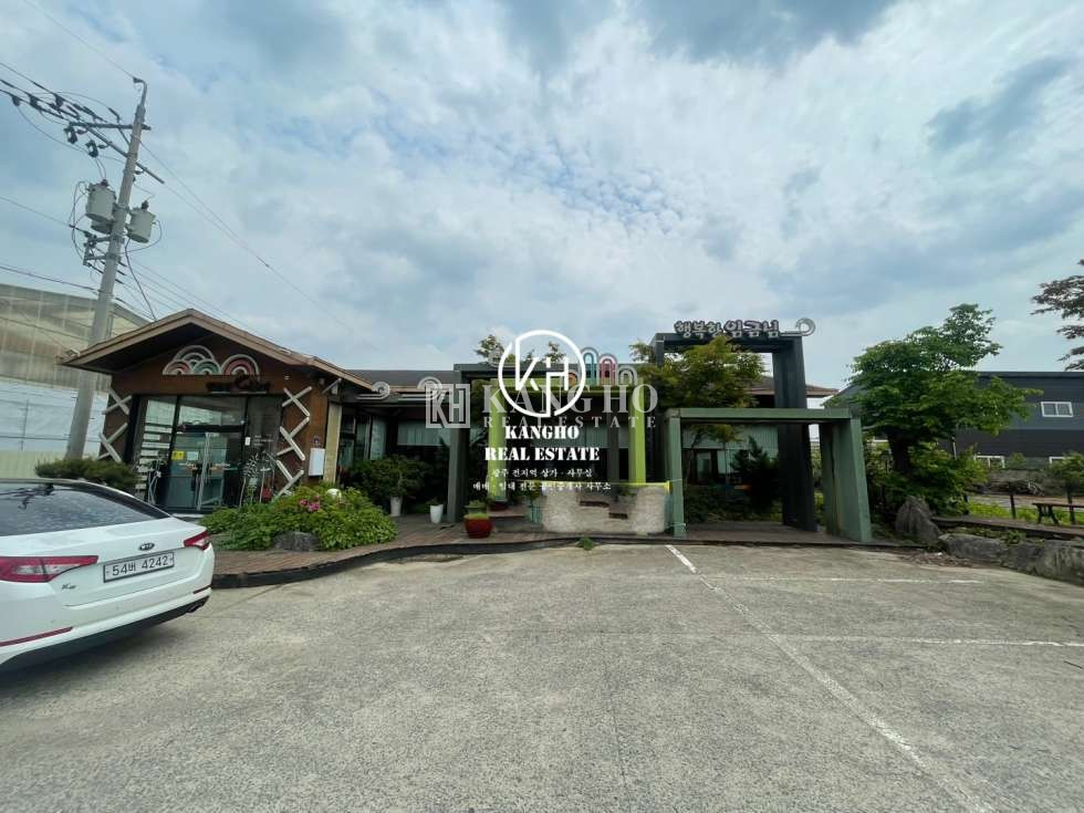 전남광주 북구 용전동 [용전동 상가 임대] 주차편한 대형평수 식당 월세 매물번호 29168 사진 1