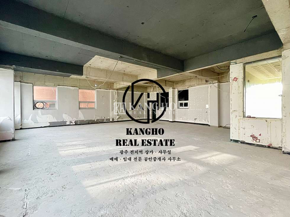 전남광주 광산구 신창동 KangHo l 내부사진有, 해당층 전부 임대, 학원・사무실・필라테스 추천 월세 매물번호 17077 사진 2