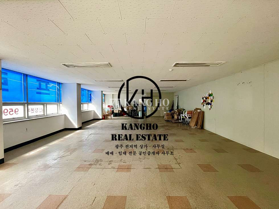 전남광주 광산구 신창동 [신창동 상가 임대]현공실 대로변방향위치 접근성및광고효과 좋은 상가/사무실임대! 월세 매물번호 10882 사진 1
